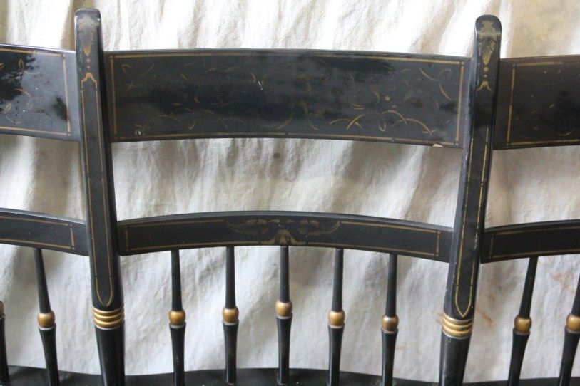 L404 VINTAGE HITCHCOCK STYLE PAINTED DEACONS BENCH  