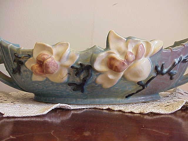 VINTAGE ROSEVILLE MAGNOLIA 2 HANDLE CONSOLE BOWL 449 10  