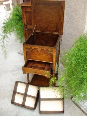 Antique English Carved Tiger Oak Collectors Sewing Cabinet Table Arts 