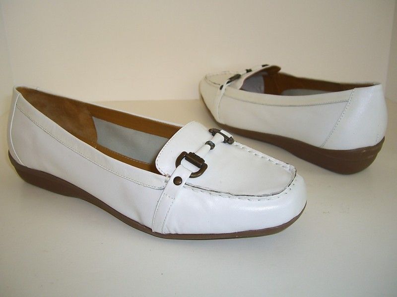 EASY SPIRIT Womens Shoes White Leather Loafers Size 8WW  