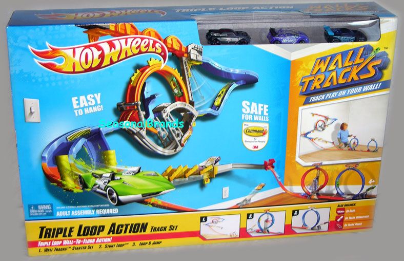 NEW Hot Wheels WALL TRACK TRIPLE LOOP ACTION RACE SET w/ 3 CARS DIE 