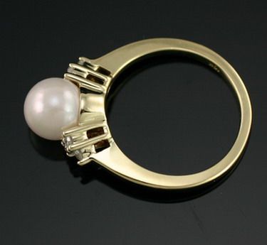 Vintage 10K Yellow Gold Pearl Diamond Ring  