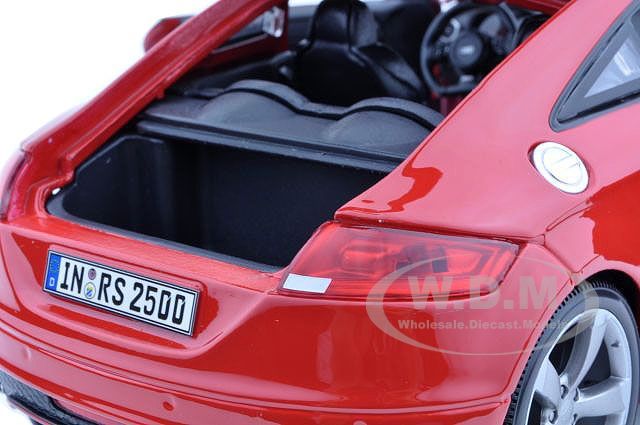 2011 AUDI TT RS RED 118 DIECAST MODEL CAR  