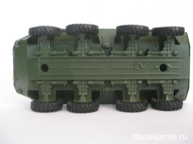 72 BTR 90 armoured personnel carrier model Diecast & 40 Magazine 