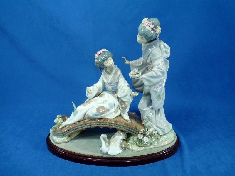 Lladro Springtime in Japan #01445  