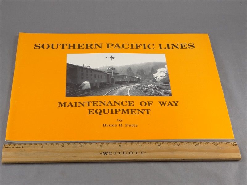 DTD   RAILROAD BOOK PFM   SOUTHERN PACIFIC MAINTENANCE OF WAY 