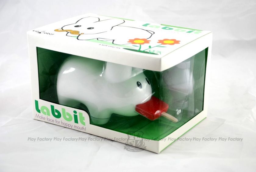 KIDROBOT URBAN VINYL SMOKIN 5 HAPPY LABBIT SERIES 1 C  