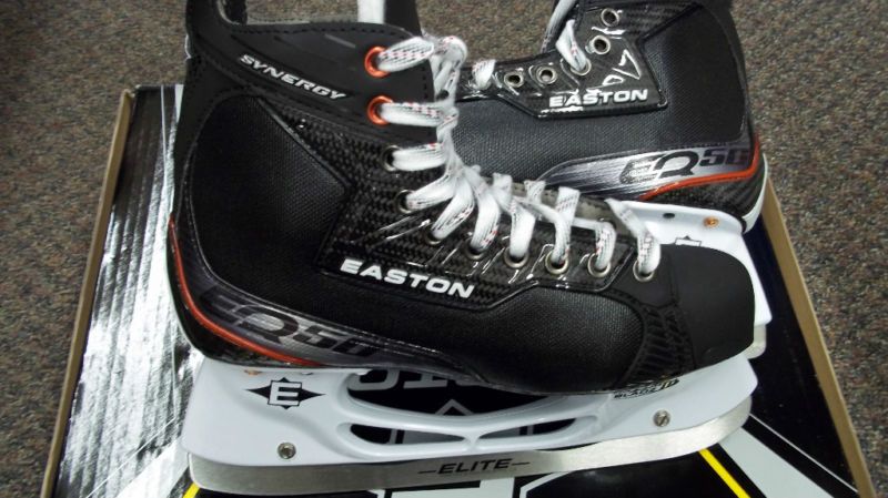 Easton Synergy EQ50 Skate SR NEW  