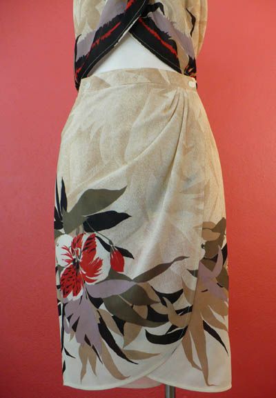 Vintage 70s ABSTRACT Red HAWAIIAN FLOWER 40s style Wrap Skirt Halter 