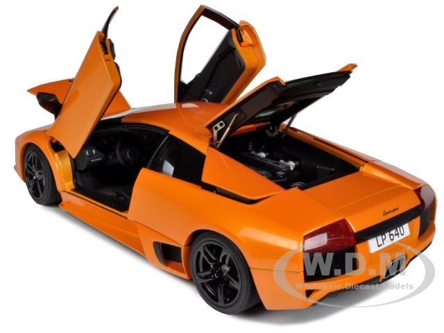 LAMBORGHINI MURCIELAGO LP640 ORANGE 1/18 DIECAST MODEL CAR BY AUTOART 