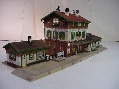    MARKLIN CUSTOM BUILT ERA 4 5 TRAIN STATION ,FITS ROCO,FLEISCHMANN