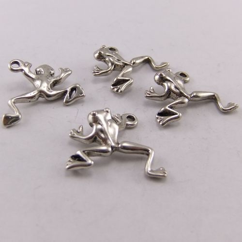 Antique Style Silver Frog Charms Pendants 40pcs 02949  