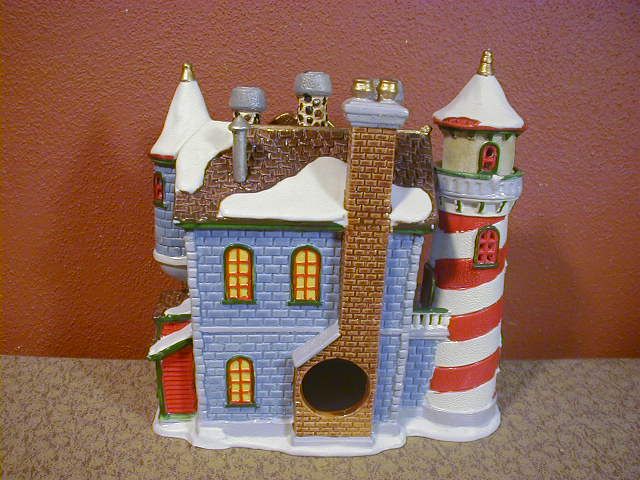 Lemax Santas Wonderland CHRISTMAS CANDY FACTORY Lighted Village House 