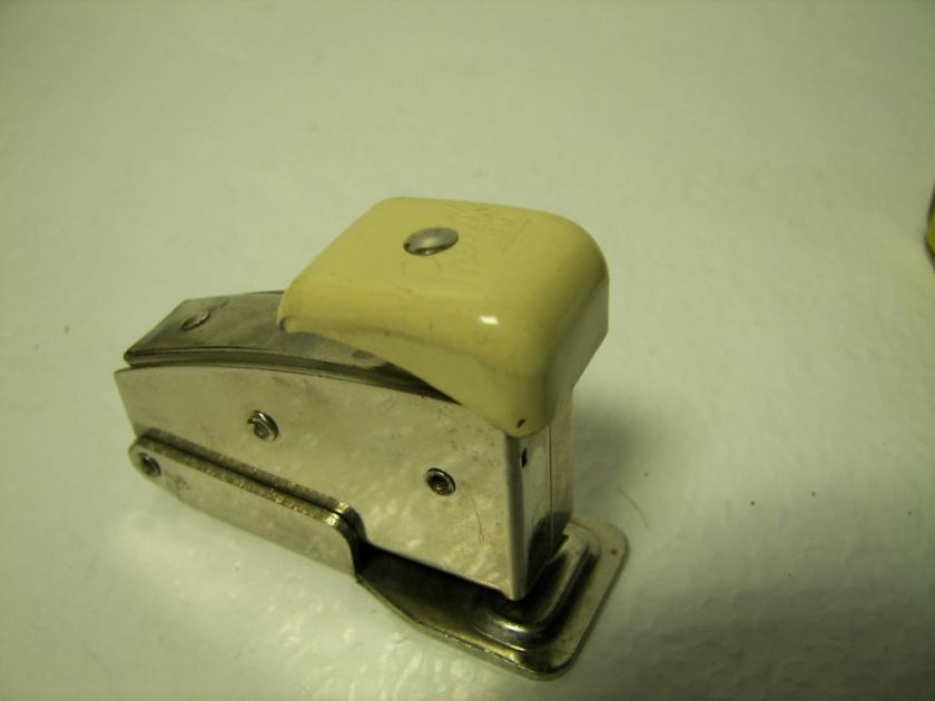 Vintage Tiny Presto 30 Desktop Stapler  