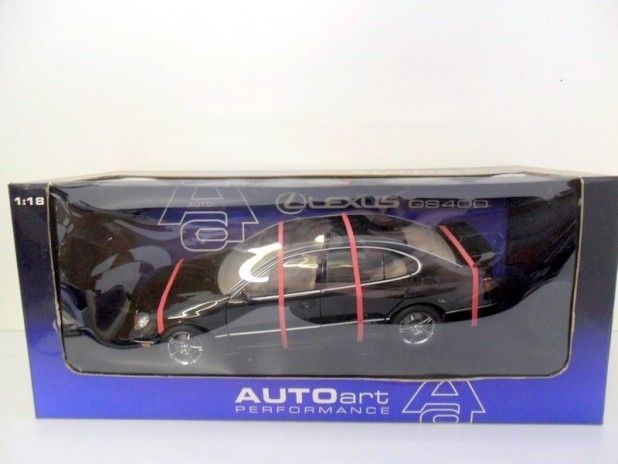 AUTO ART 1/18 70041 LEXUS GS 400 BLACK  