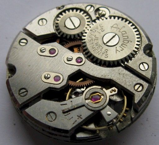 used Durowe 422 watch movement 21 jewels for part  