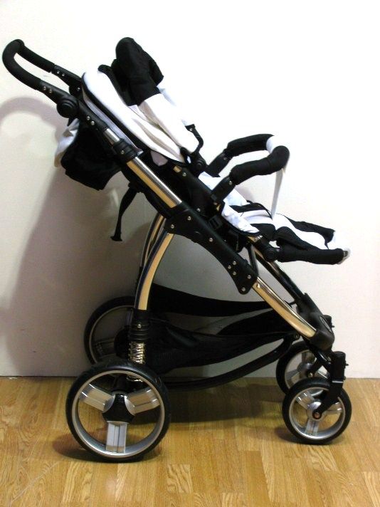 Baby 4 Wheel 3 in 1 Travel Set Pushchair Pram Buggy Stroller Carrycot 