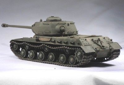 Built 1/35 Russian IS 2 Heavy Soviet Tank  