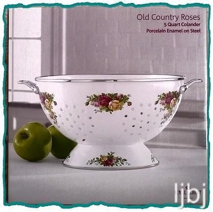 ROYAL ALBERT OLD COUNTRY ROSES ENAMEL COLANDER FOOTED  