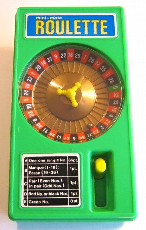 ROULETTE Vintage Pocket Handheld Hand Held Game Mini Mate Works VTG 