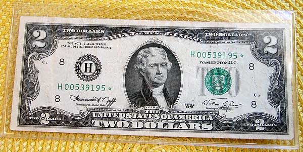 1976   $2 Bill STAR NOTE   Serial number H00539195*   Circulated 